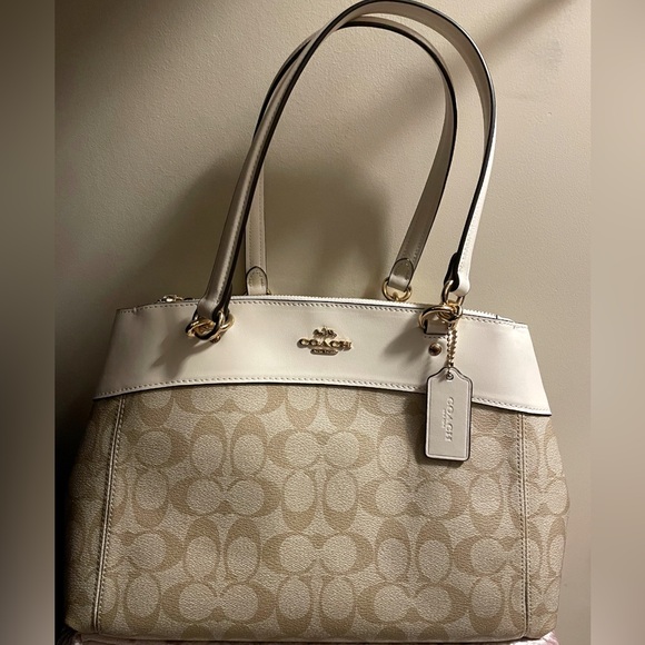 SALE‼️Coach Beige Signature Tote Bag - Picture 1 of 3